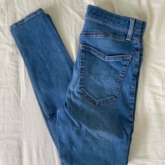 Topshop Jamie Jeans Knee Rips - Picture 1 of 3